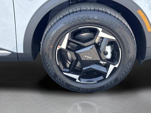 New 2026 Kia Sportage EX AWD/4WD image 9