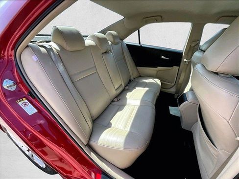 Used 2012 Toyota Camry LE FWD image 25