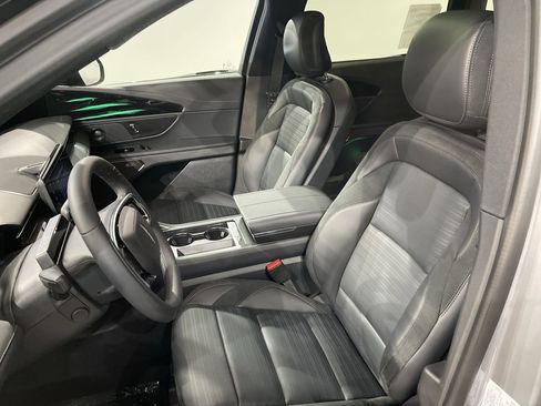 New 2024 Lincoln Nautilus Reserve w/ Equipment Group 202A image 17