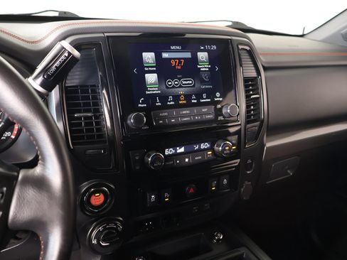 Used 2021 Nissan Titan PRO-4X w/ Pro-4x Convenience Package AWD/4WD image 5