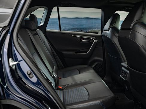 Used 2019 Toyota RAV4 XSE w/ XSE Weather Package image 45