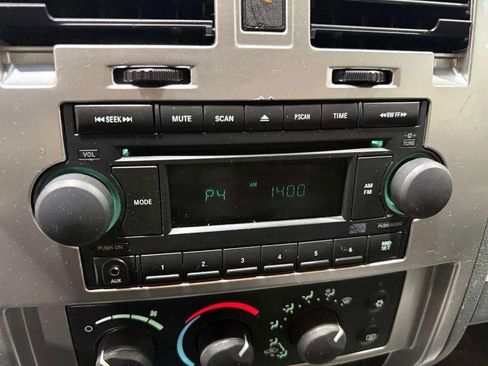 Used 2005 Dodge Dakota Laramie w/ Sport Appearance Group AWD/4WD image 27