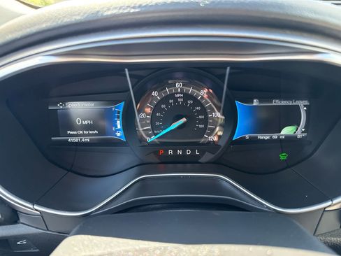 Used 2018 Ford Fusion S FWD image 18