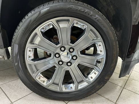 Used 2016 GMC Yukon Denali w/ Open Road Package AWD/4WD image 13