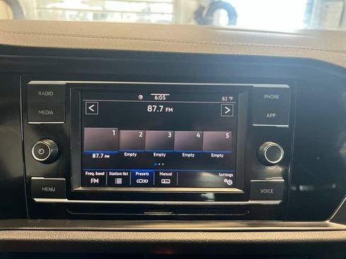 Used 2021 Volkswagen Jetta S FWD image 16