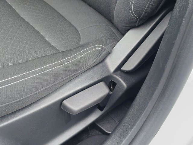 Used 2025 Ford Escape Active AWD/4WD image 22