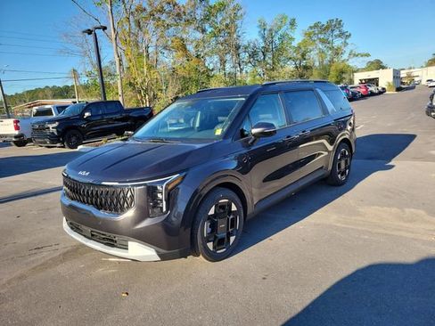 New 2026 Kia Carnival EX FWD image 4
