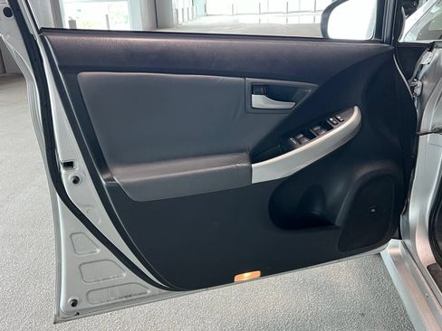 Used 2014 Toyota Prius Prime Advanced FWD image 15