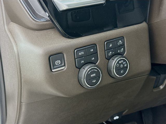 Used 2024 Chevrolet Silverado 3500 LTZ w/ LTZ Convenience Package AWD/4WD image 11