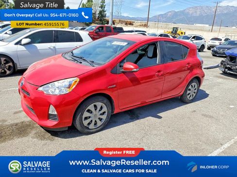 Used 2014 Toyota Prius C FWD image 1