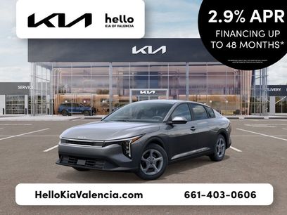 New 2025 Kia K4 LXS