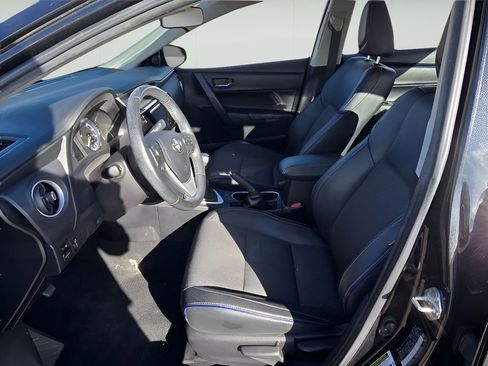 Used 2019 Toyota Corolla SE w/ Carpet Mat Package (TMS) image 12