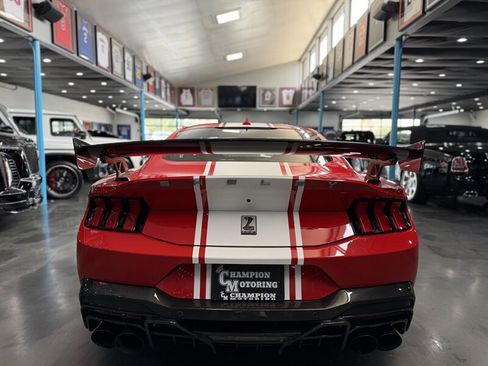 Used 2024 Ford Mustang GT Premium w/ GT Performance Package image 7