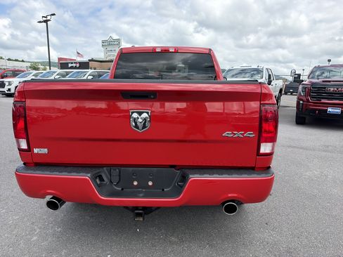 Used 2017 RAM 1500 Express w/ Express Value Package AWD/4WD image 7