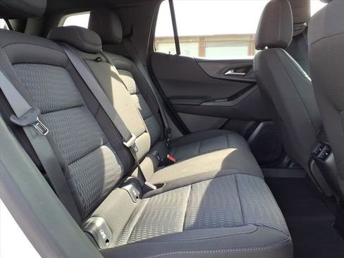 New 2026 Chevrolet Equinox LT FWD image 5