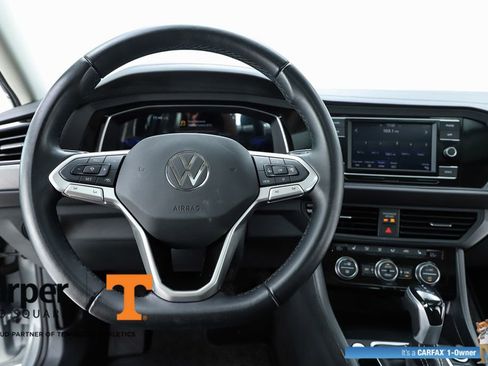 Used 2023 Volkswagen Jetta SE w/ Panoramic Sunroof Package image 20