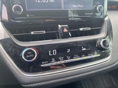 Used 2021 Toyota Corolla SE FWD image 21