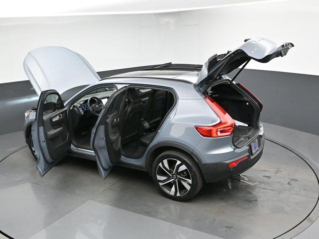 Used 2023 Volvo XC40 B5 Ultimate w/ Protection Package Premier AWD/4WD image 51