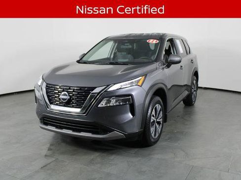 Certified 2022 Nissan Rogue SV FWD image 2