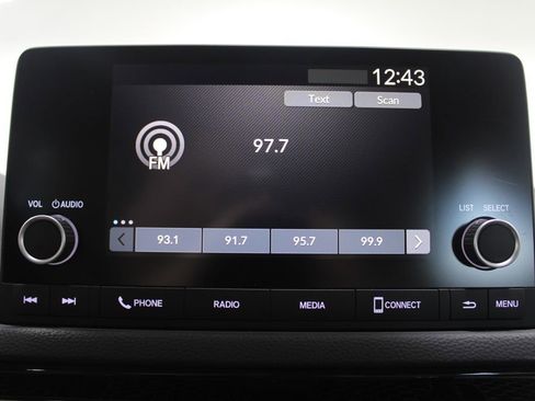 Used 2024 Honda Civic EX-L image 41