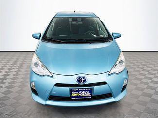 Used 2014 Toyota Prius C Two video 2