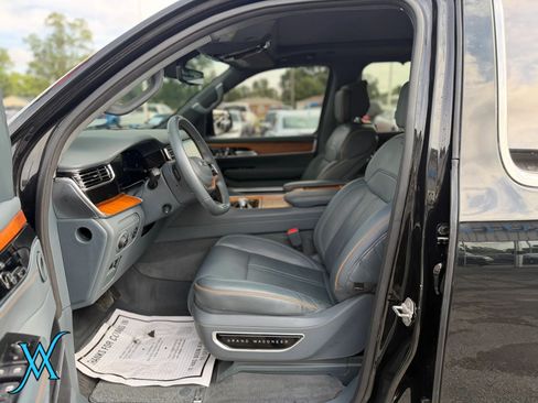 Used 2022 Jeep Grand Wagoneer Series II w/ Convenience Group III AWD/4WD image 10