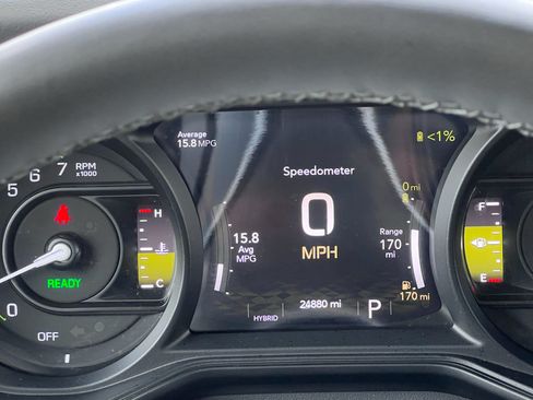 Certified 2025 Jeep Wrangler Unlimited Sahara AWD/4WD image 24