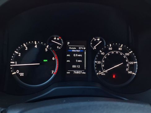 Used 2022 Lexus GX 460 Premium w/ Premium Package image 18