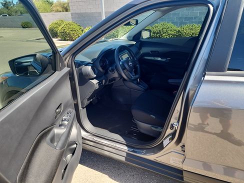 Used 2024 Nissan Kicks S FWD image 14