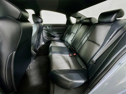 Used 2018 Honda Accord Sport image 26