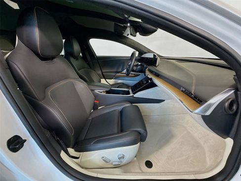 Used 2024 Lucid Air Touring AWD/4WD image 24