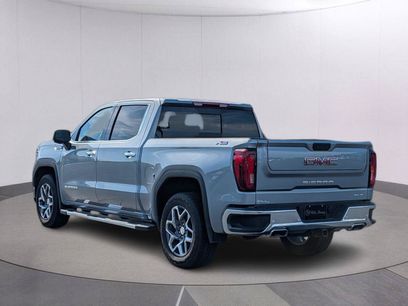 Used 2025 GMC Sierra 1500 SLT w/ SLT Premium Plus Package