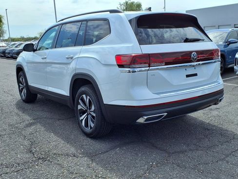 New 2026 Volkswagen Atlas SE image 4