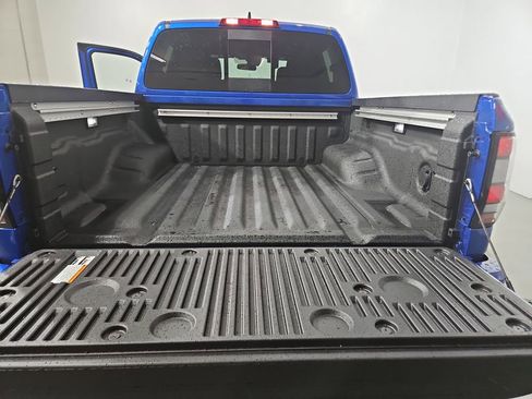 New 2026 Nissan Frontier SV w/ SV Convenience Package AWD/4WD image 21