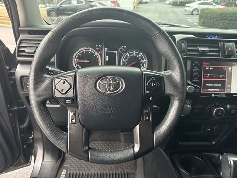 Certified 2020 Toyota 4Runner Venture w/ Moonroof Package image 8