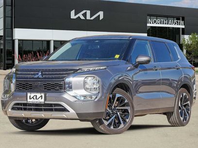 Used 2023 Mitsubishi Outlander SE