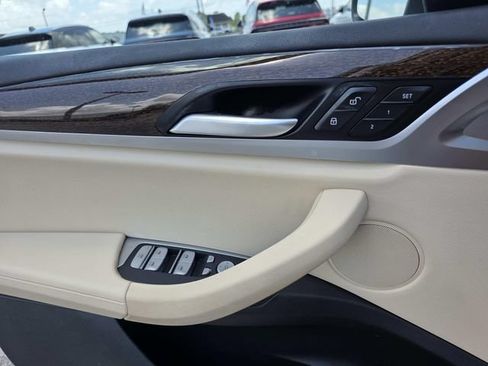 Used 2023 BMW X3 sDrive30i w/ Premium Package w/ZPA RWD image 15