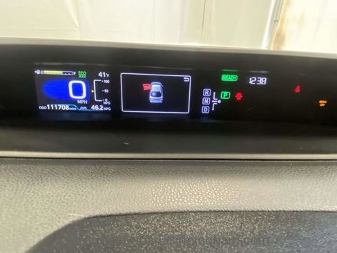 Used 2016 Toyota Prius Four image 24