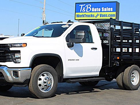 Used 2025 Chevrolet Silverado 3500 W/T w/ WT Convenience Package image 3