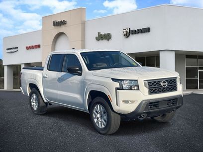 Used 2022 Nissan Frontier SV