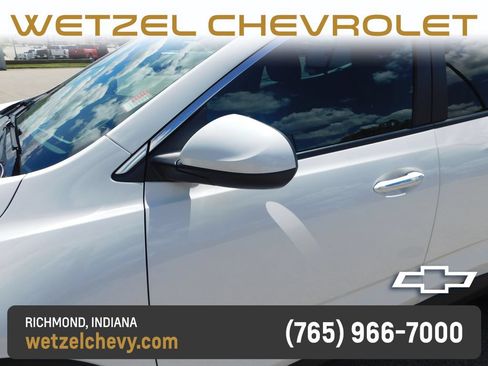 Used 2023 Buick Encore GX Select FWD image 11