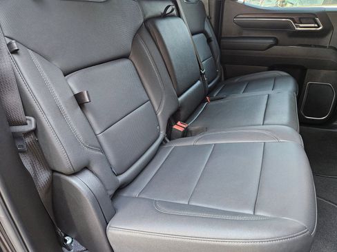 Used 2025 GMC Sierra 1500 SLT image 25