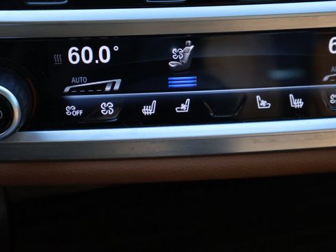 Used 2016 BMW 750i xDrive AWD/4WD image 26