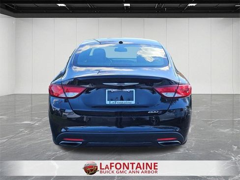 Used 2015 Chrysler 200 S w/ Comfort Group image 7