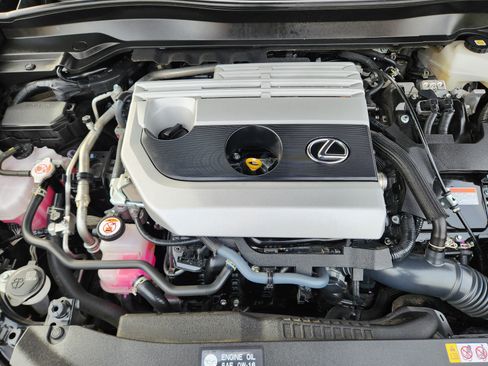 Used 2024 Lexus UX 250h FWD image 38