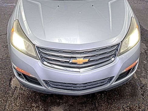 Used 2015 Chevrolet Traverse LT FWD image 5