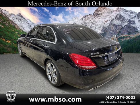 Used 2018 Mercedes-Benz C 300 Sedan image 18
