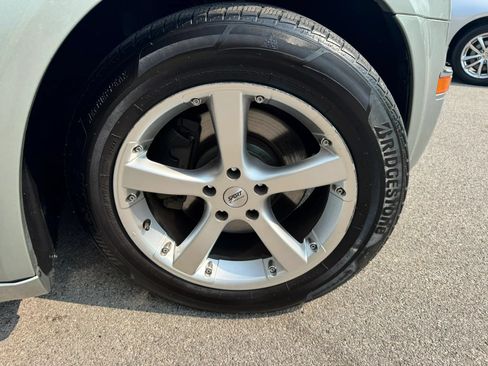 Used 2005 Chrysler 300 C w/ Protection Group II RWD image 25