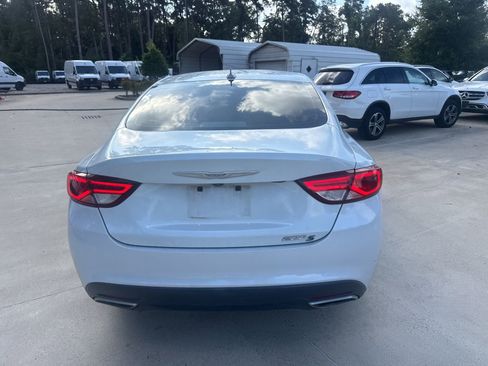 Used 2015 Chrysler 200 S w/ Navigation & Sound Group I FWD image 5