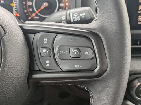 New 2025 Jeep Gladiator Sport image 26